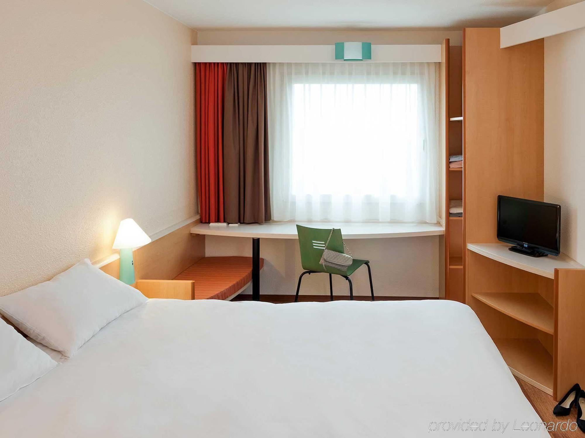 Ibis Szczecin Centrum Exterior foto